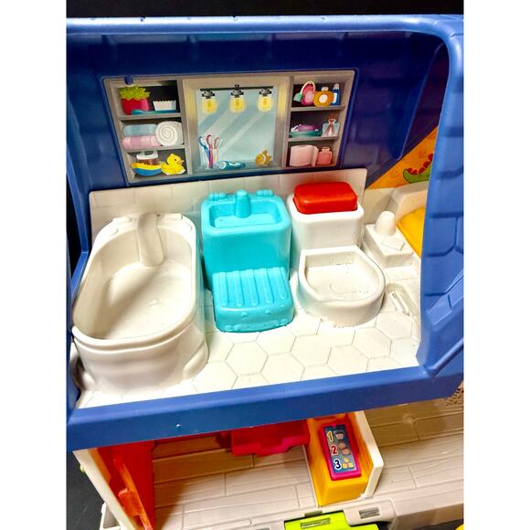 Fisher-Price Little People Friends Together Play House Toddler Learning set 2 - Picture 7 of 8